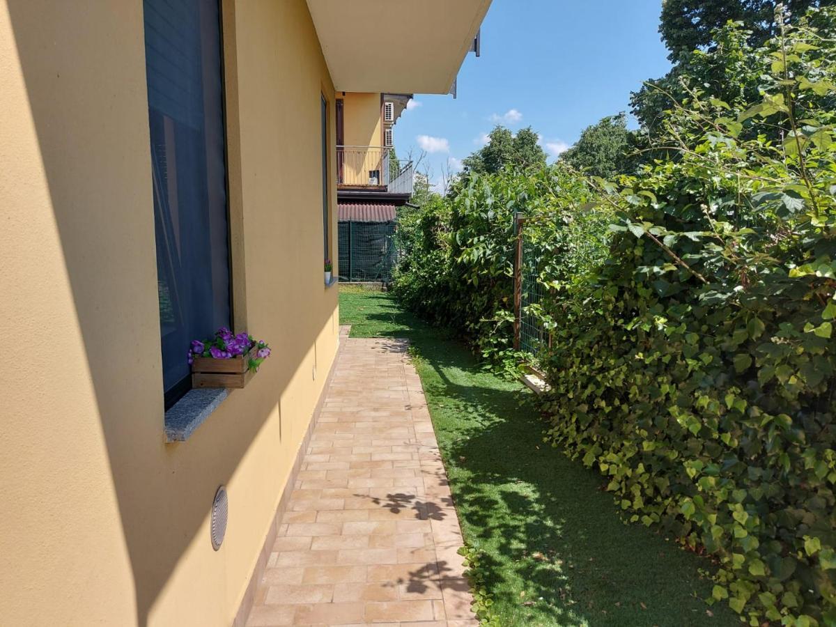 Bnbook The Terminal - 2 Bedrooms Apartment Vizzola Ticino Exterior photo